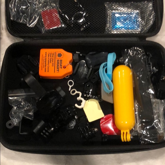 Go-pro Hero 4 silver. Great condition - Picture 5 of 8